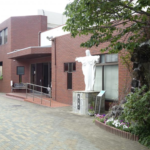 まちの保健室の会場となる布施カトリック教会